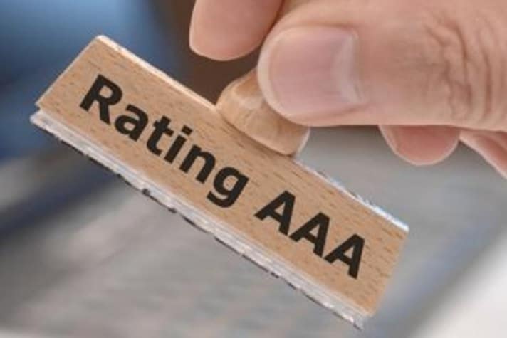 Dziś rating od Fitch i Moody’s. Wczoraj w końcówce sesji WIG20 siłę pokazały niedźwiedzie, ale to niczego nie przesądza