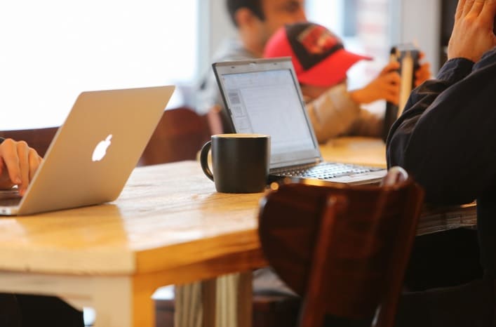 Udział w zyskach i ich podział