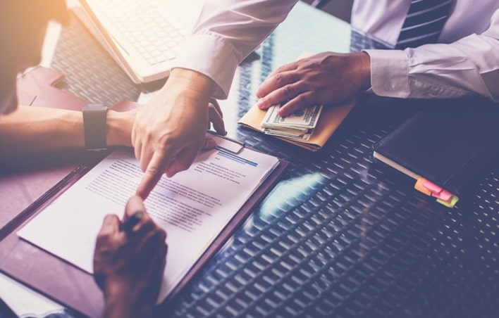 Inwestowanie w konopie indyjskie (marihuanę)